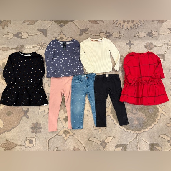 Girls winter bundle, size 2T - Picture 1 of 4